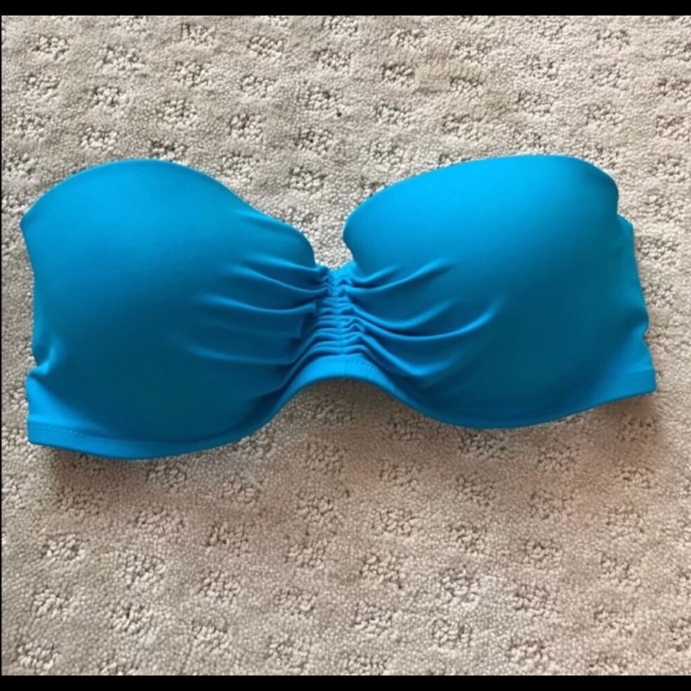 Victoria Secret  Bikini top.  Strapless.  34D